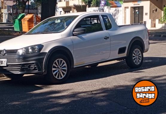 Camionetas - Volkswagen Saveiro cabina extendida 2015 Nafta 100000Km - En Venta