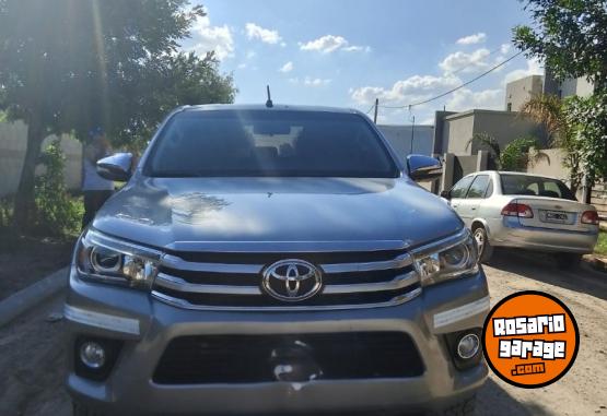 Camionetas - Toyota hilux 2.8 d/c srx 2016 Diesel 160000Km - En Venta