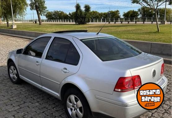 Autos - Volkswagen BORA 2011 Nafta 100000Km - En Venta