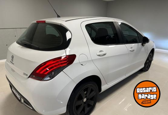 Autos - Peugeot 308 Active 2016 Nafta 77000Km - En Venta