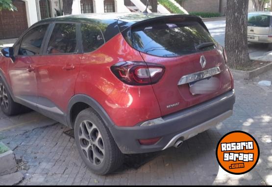 Autos - Renault CAPTUR 2017 Nafta 131500Km - En Venta