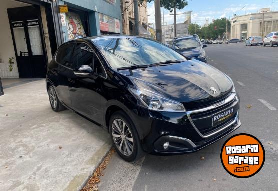 Autos - Peugeot 208 Feline 2018 Nafta 70000Km - En Venta