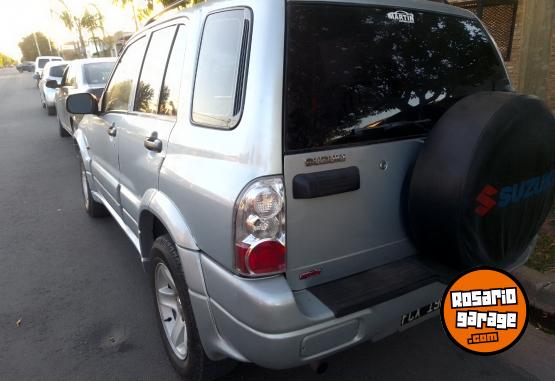 Camionetas - Suzuki Grand Vitara 2005 Diesel 216000Km - En Venta