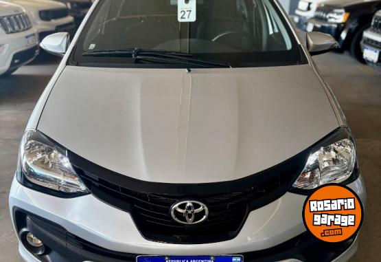 Autos - Toyota Etios XLS 2019 Nafta 57000Km - En Venta