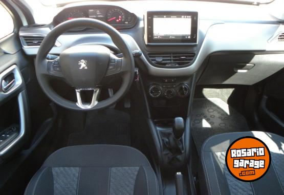 Autos - Peugeot 208 2018 Nafta 45000Km - En Venta