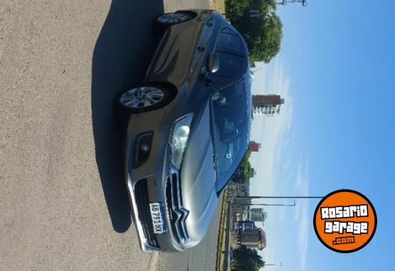 Autos - Citroen C4 lounge 2017 Diesel 135000Km - En Venta