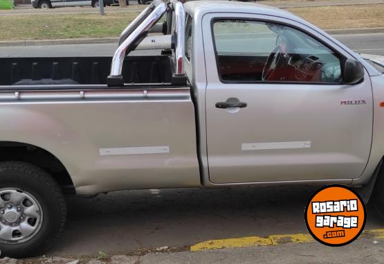 Camionetas - Toyota Hilux 4x4 Cabina Simple 2012 Diesel 330000Km - En Venta