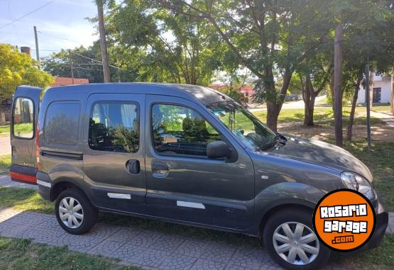 Utilitarios - Renault Kangoo 2011 Nafta 82700Km - En Venta