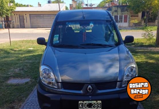 Utilitarios - Renault Kangoo 2011 Nafta 82700Km - En Venta