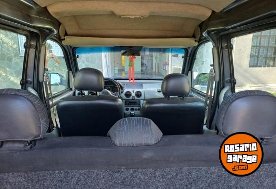 Utilitarios - Renault Kangoo 2011 Nafta 82700Km - En Venta