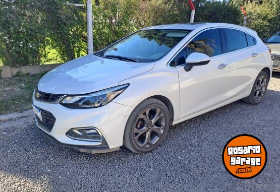 Autos - Chevrolet Cruze LTZ + 2017 Nafta 151000Km - En Venta