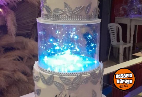 Hogar - Apoya tortas iluminado.Apoya tortas con columnas torneadas - En Venta