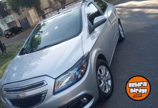 Autos - Chevrolet PRISMA LTZ 2015 GNC 293000Km - En Venta