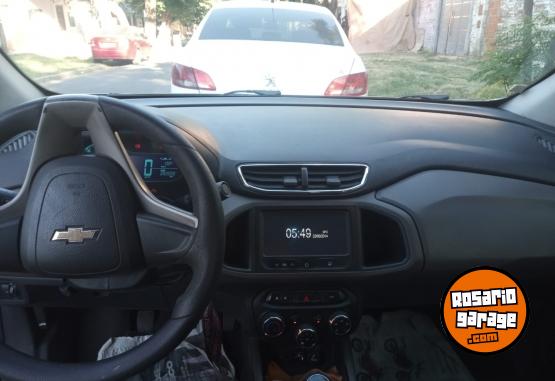 Autos - Chevrolet PRISMA LTZ 2015 GNC 293000Km - En Venta