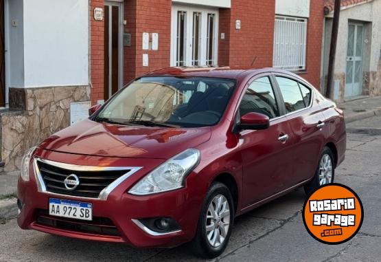 Autos - Nissan Versa 2017 GNC 160000Km - En Venta