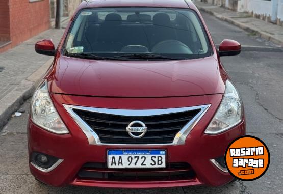 Autos - Nissan Versa 2017 GNC 160000Km - En Venta