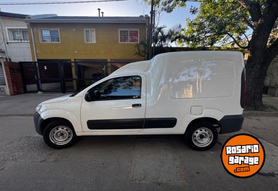 Utilitarios - Fiat FIORINO 2015 Nafta 93000Km - En Venta