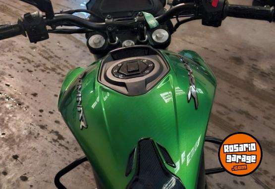 Motos - Bajaj Dominar 400 2023 Nafta 9100Km - En Venta