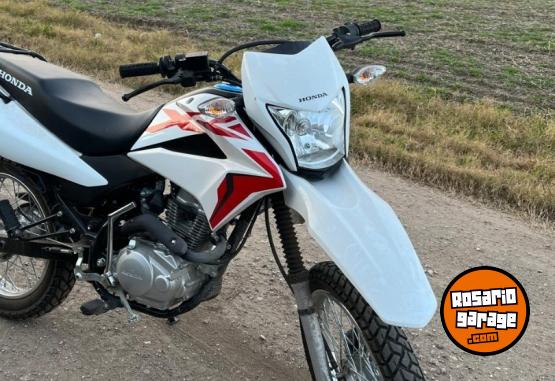 Motos - Honda Xr150 2023 Nafta 2300Km - En Venta