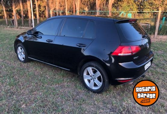 Autos - Volkswagen Golf 2016 Nafta 136700Km - En Venta