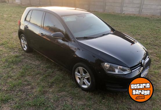 Autos - Volkswagen Golf 2016 Nafta 136700Km - En Venta