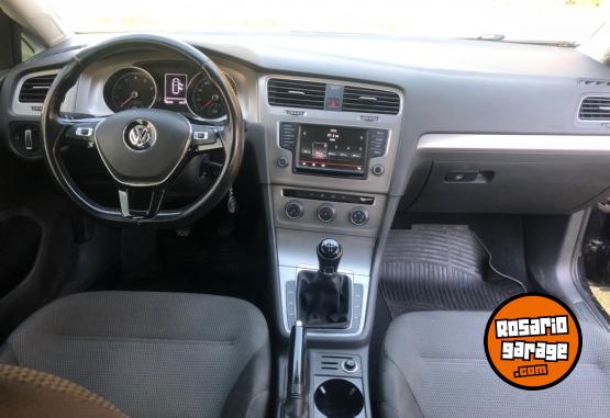 Autos - Volkswagen Golf 2016 Nafta 136700Km - En Venta