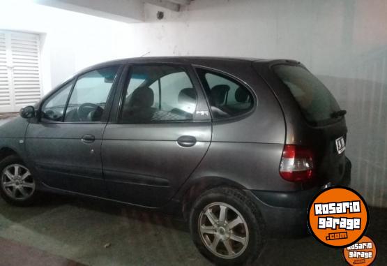 Autos - Renault SCENIC 2006 Nafta 174000Km - En Venta