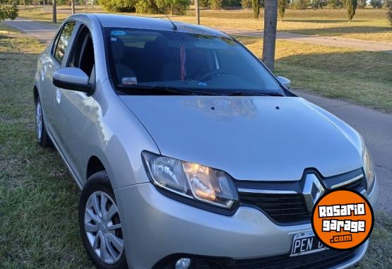 Autos - Renault Logan expression 1.6 2015 GNC 174000Km - En Venta