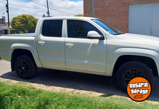 Camionetas - Volkswagen Amarok 2015 Diesel 178000Km - En Venta