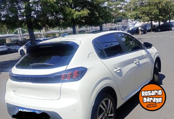 Autos - Peugeot 208 1.6 Tiptronic 2024 Nafta 4300Km - En Venta