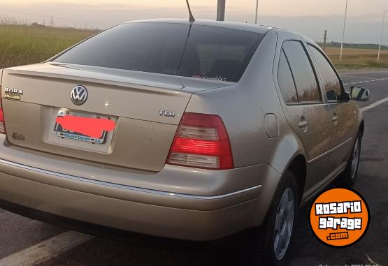 Autos - Volkswagen Bora tdi 1.9 2005 Diesel 220000Km - En Venta