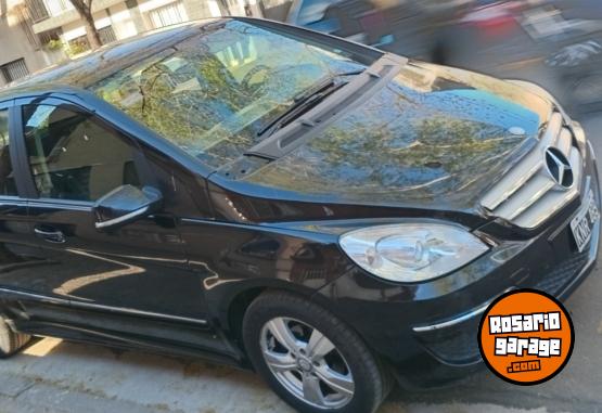 Autos - Mercedes Benz B180 2011 Nafta 134000Km - En Venta