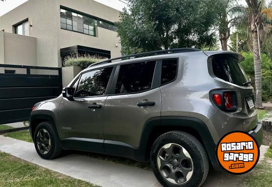 Camionetas - Jeep Renegade Sport Plus 1.8 2017 Nafta 102000Km - En Venta