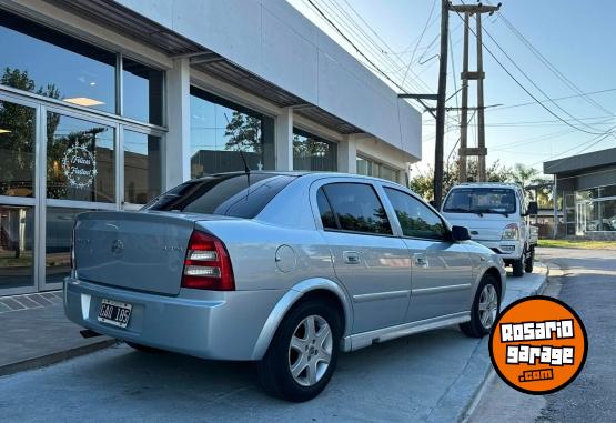 Autos - Chevrolet ASTRA 5 PUERTAS GL 2007 Nafta 197000Km - En Venta