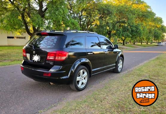 Camionetas - Dodge JOURNEY 2011 Nafta 118000Km - En Venta