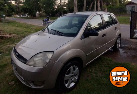 Autos - Ford Fiesta 2005 Nafta 220000Km - En Venta