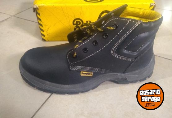 Indumentaria - BOTINES DE SEGURIDAD PAMPERO - NUEVOS- 42 - En Venta