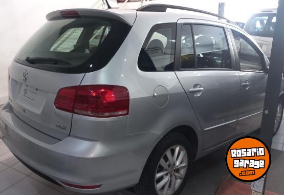 Autos - Volkswagen SURAN 1.6 COMFORTLINE 2015 Nafta 115000Km - En Venta