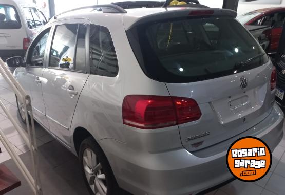 Autos - Volkswagen SURAN 1.6 COMFORTLINE 2015 Nafta 115000Km - En Venta