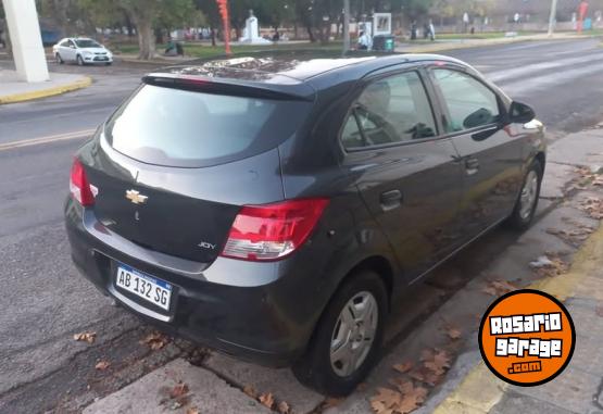 Autos - Chevrolet ONIX JOY 5P 1.4 N LS MT 2017 Nafta 97000Km - En Venta