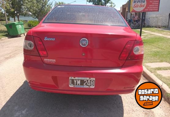 Autos - Fiat Siena 2011 Nafta 290000Km - En Venta