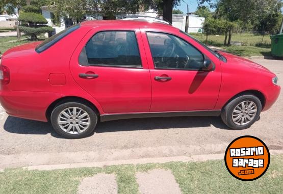 Autos - Fiat Siena 2011 Nafta 290000Km - En Venta