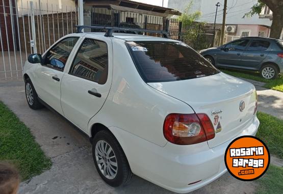 Autos - Fiat Siena 2013 GNC 220000Km - En Venta