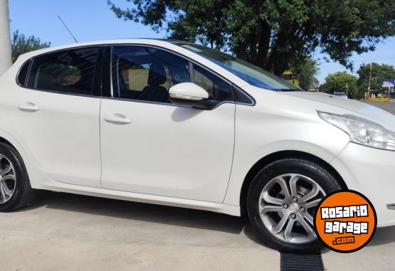 Autos - Peugeot 208 FELINE CUIR 2015 Nafta 102615Km - En Venta