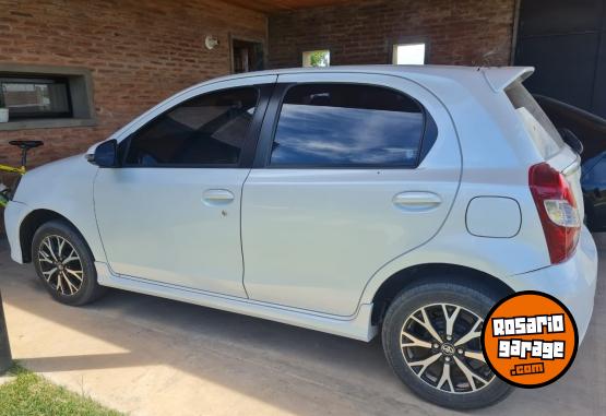 Autos - Toyota etios xls 1.5 2022 Nafta 48500Km - En Venta