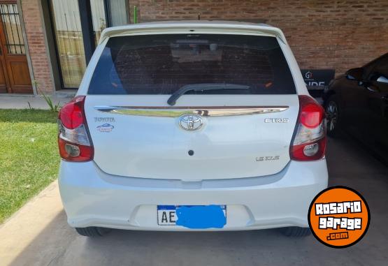 Autos - Toyota etios xls 1.5 2022 Nafta 48500Km - En Venta