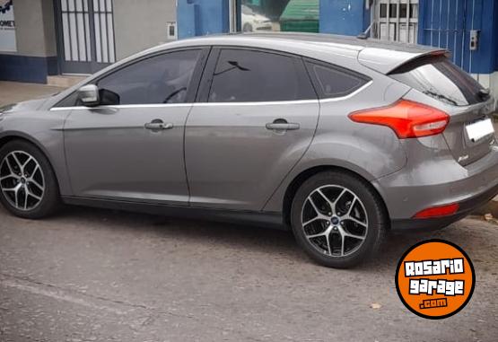 Autos - Ford Focus titanium 2.0 2018 Nafta 152000Km - En Venta