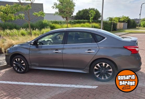 Autos - Nissan Sentra SR 2019 Nafta 198000Km - En Venta