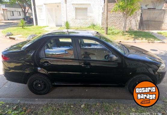 Autos - Fiat Siena 2017 GNC 400000Km - En Venta