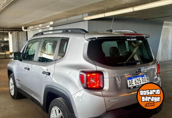 Camionetas - Jeep Renegade Sport 1.8 MT 2021 Nafta 52000Km - En Venta